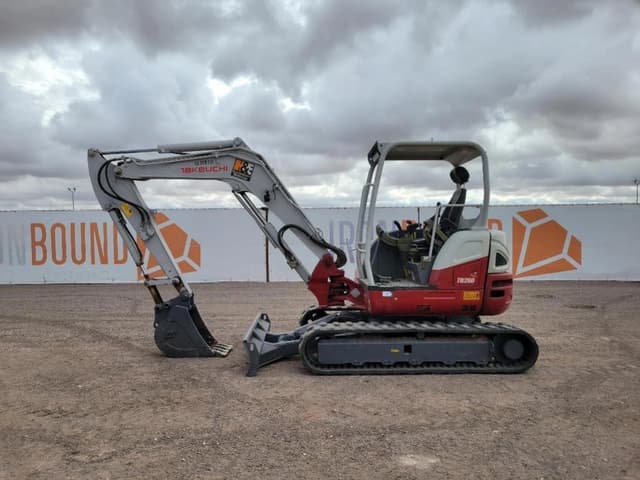 Image of Takeuchi TB260 equipment image 1