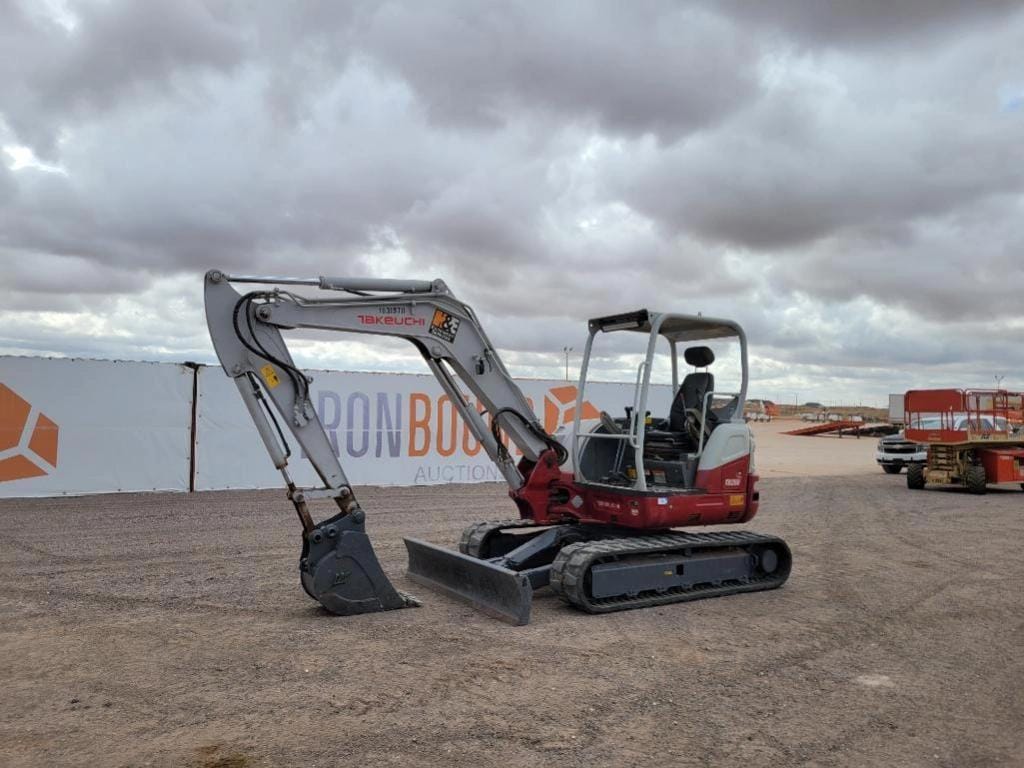 2021 Takeuchi TB260 Equipment Image0