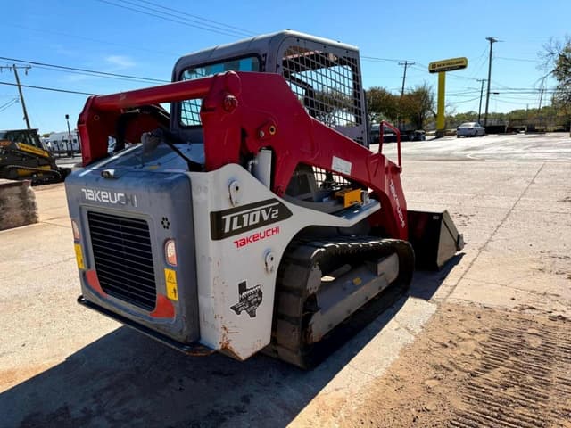 Image of Takeuchi TL10V2 equipment image 3