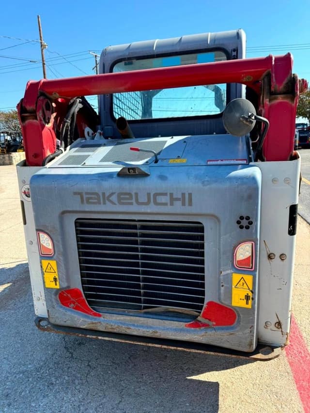 Image of Takeuchi TL10V2 equipment image 2
