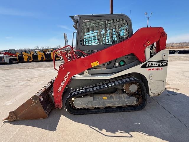 Image of Takeuchi TL10V2 equipment image 1