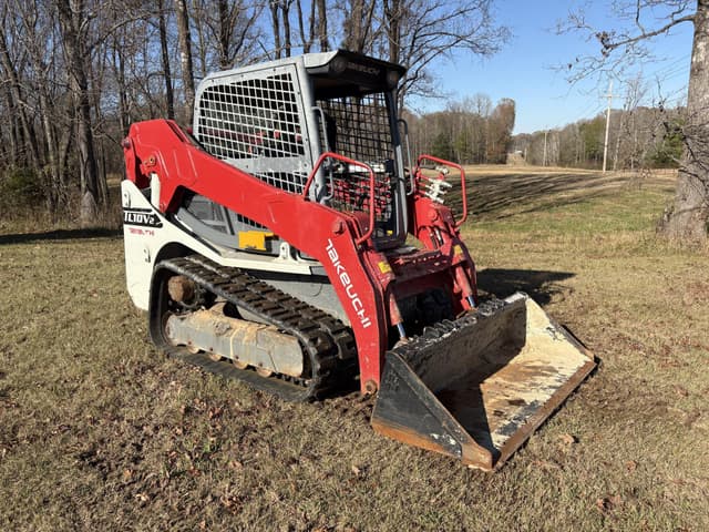 Image of Takeuchi TL10V2 equipment image 4