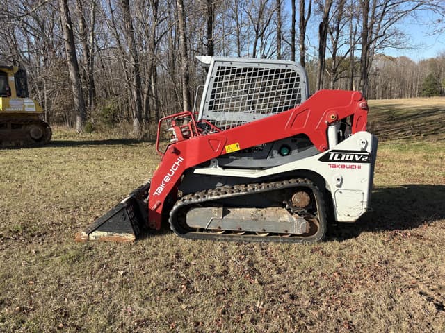Image of Takeuchi TL10V2 equipment image 2