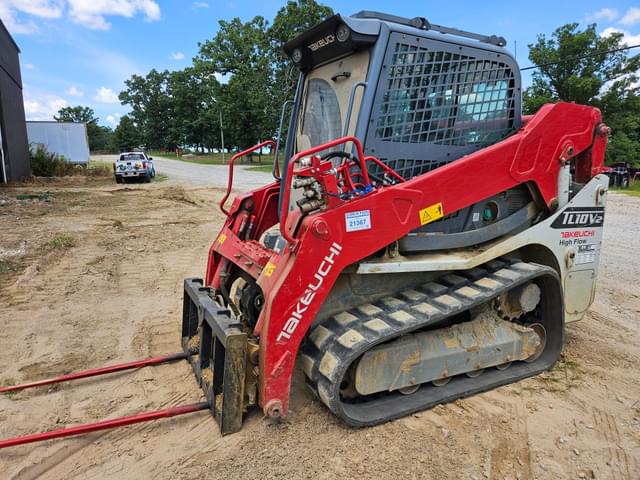 Image of Takeuchi TL10V2 equipment image 3