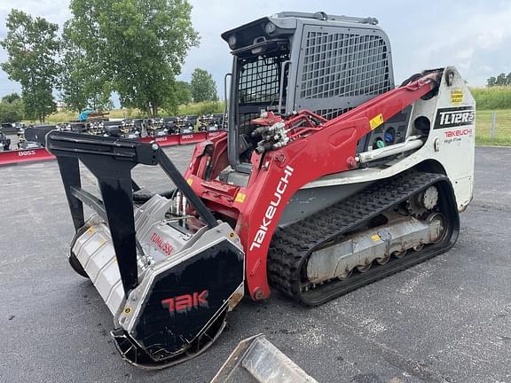 Image of Takeuchi TL12R2 equipment image 2