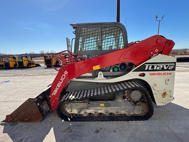 Image of Takeuchi TL12V2 equipment image 3