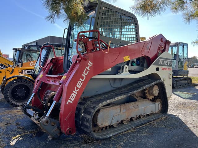 Image of Takeuchi TL12V2 equipment image 2