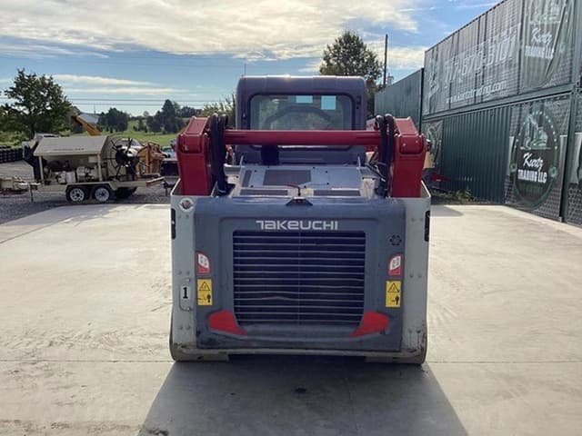 Image of Takeuchi TL12V2 equipment image 2