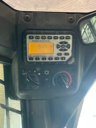 Image of Takeuchi TL6R equipment image 4