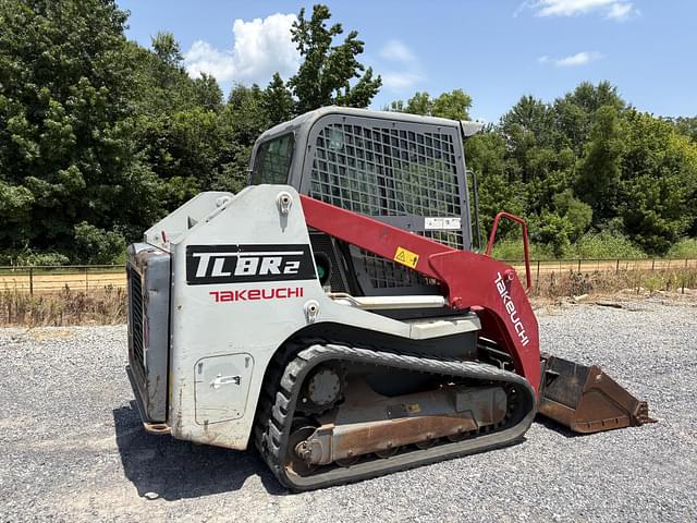 Image of Takeuchi TL8R2 equipment image 4