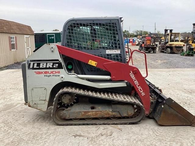 Image of Takeuchi TL8R2 equipment image 4