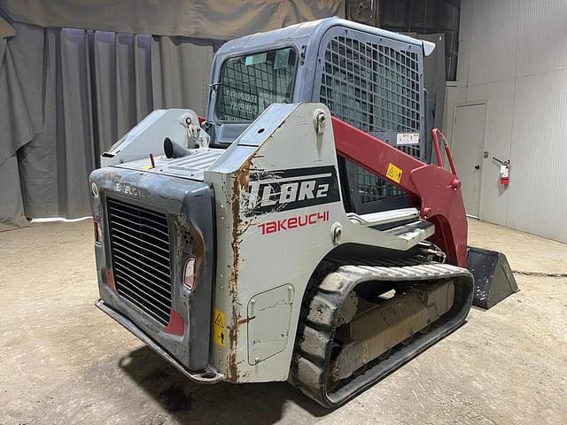 Image of Takeuchi TL8R2 equipment image 4