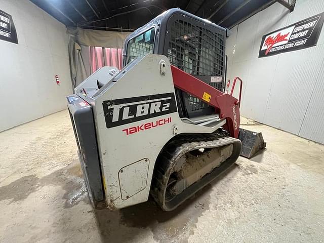 Image of Takeuchi TL8R2 equipment image 4