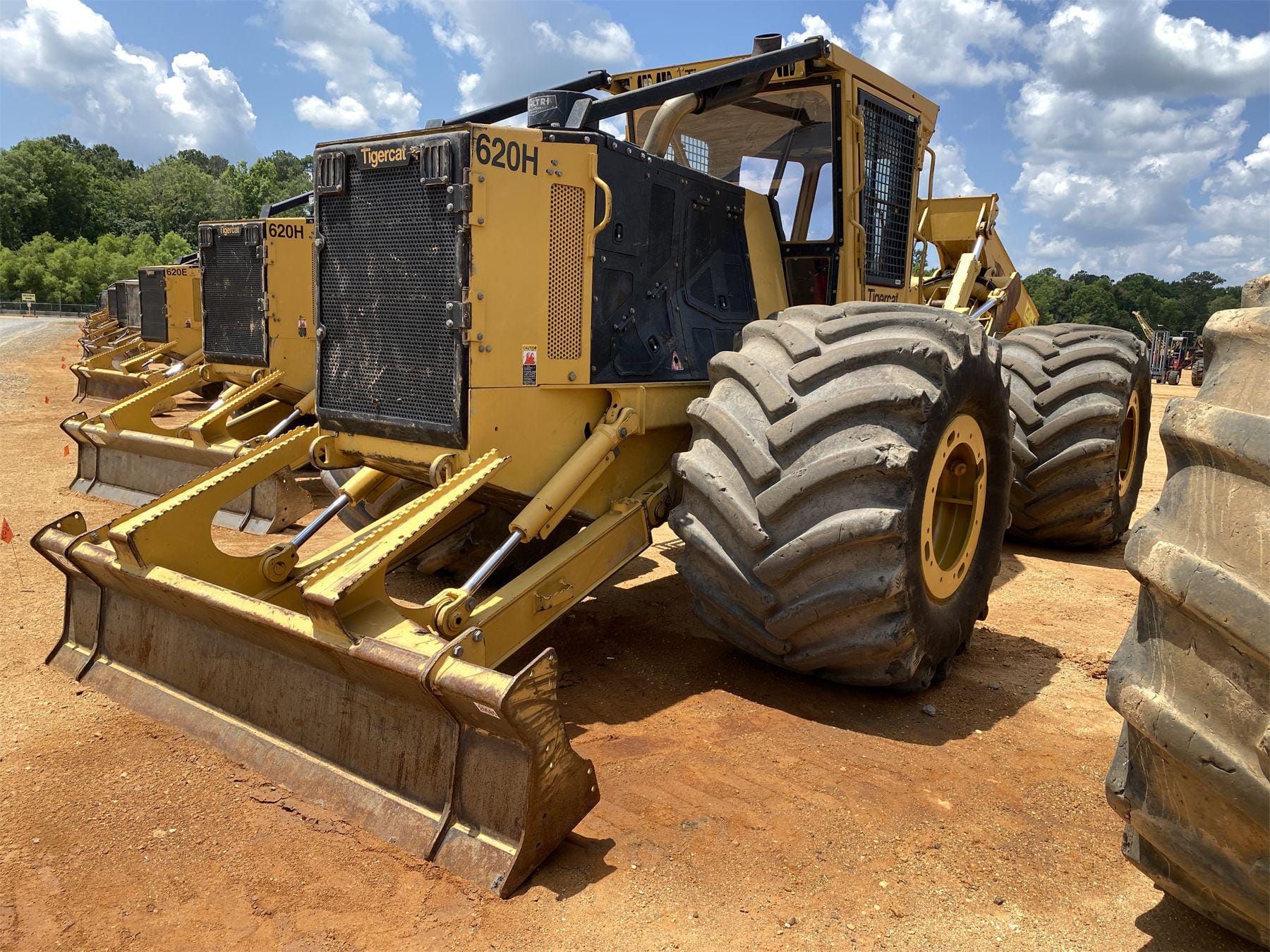 Main image Tigercat 620H