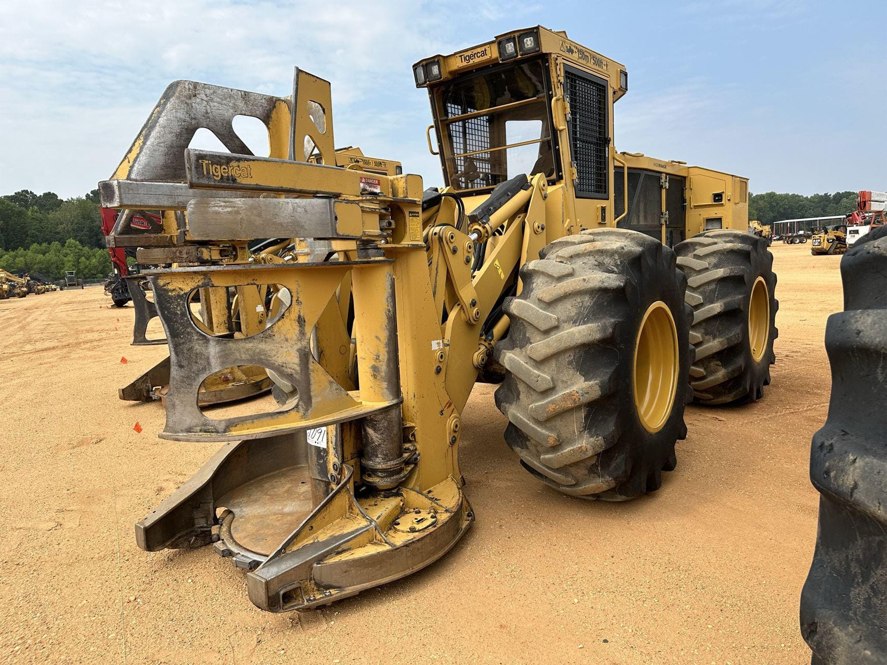 Main image Tigercat 720G