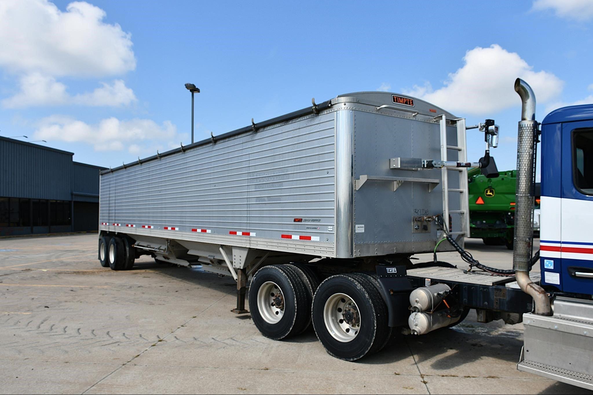 2021 Timpte Super Hopper Equipment Image0