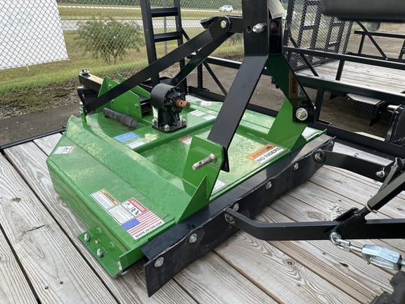 2021 Titan 1204 Equipment Image0