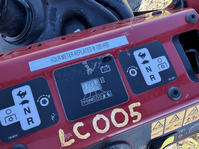 Image of Toro Proline HDX equipment image 4