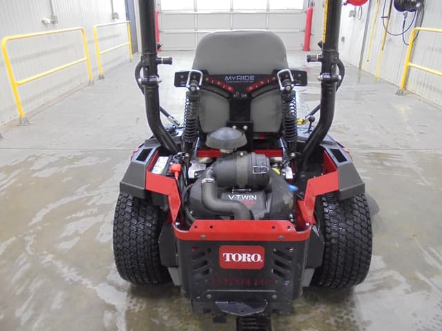 Image of Toro Titan HD 2000 Series equipment image 2