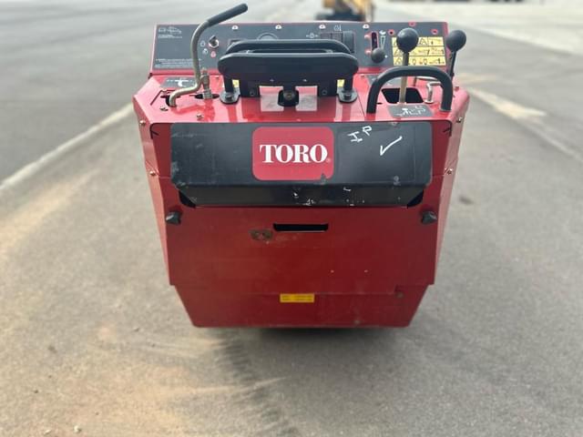 Image of Toro Dingo TX525 equipment image 4