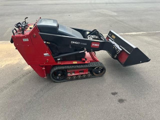 Image of Toro Dingo TX525 equipment image 2