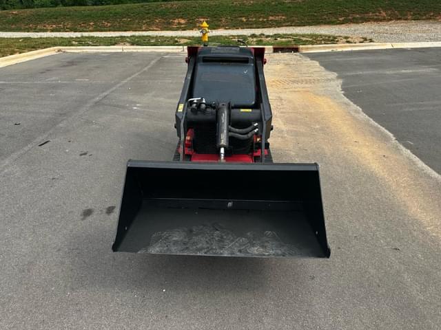 Image of Toro Dingo TX525 equipment image 3