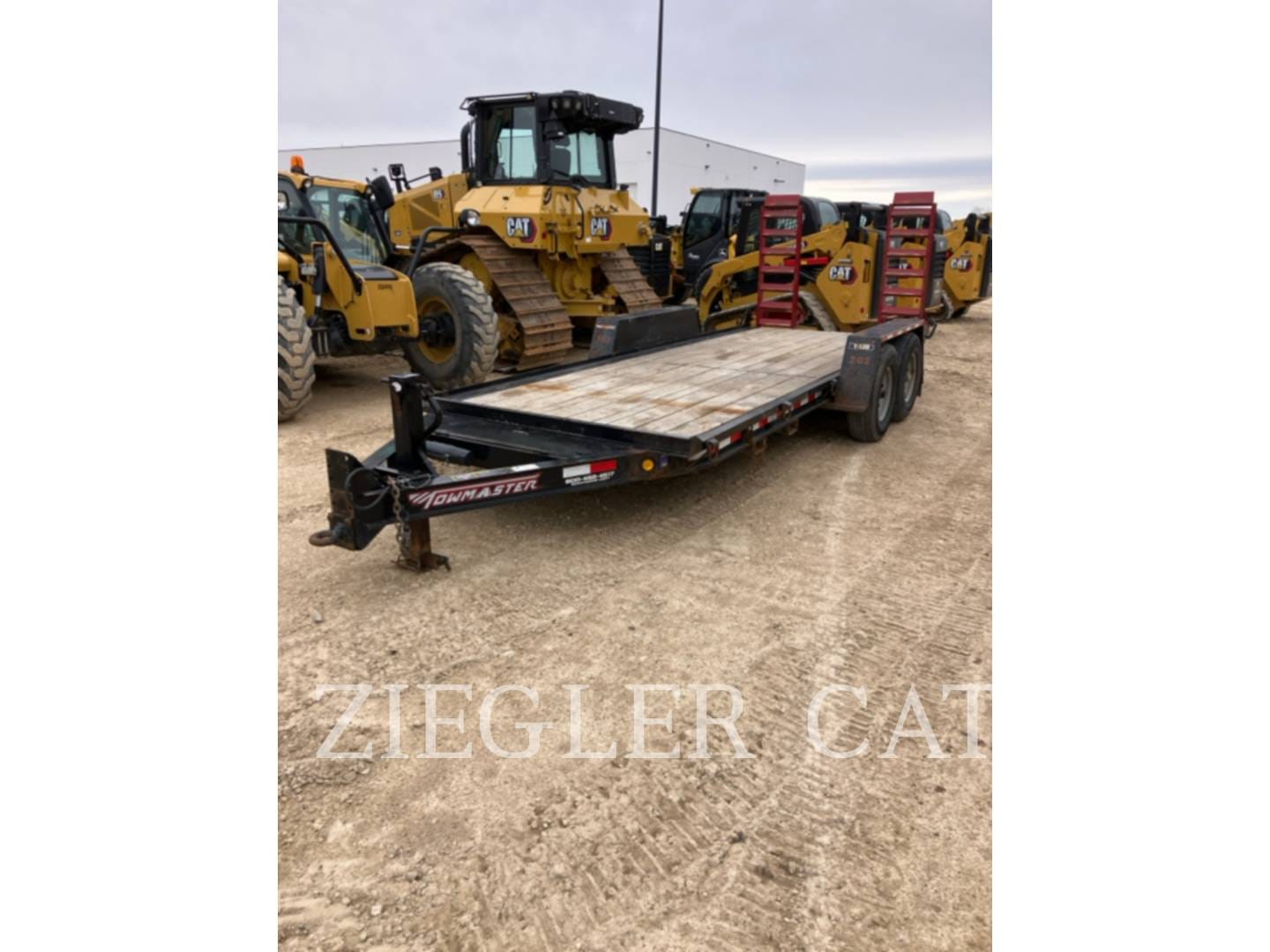 2021 Towmaster T-12D Equipment Image0