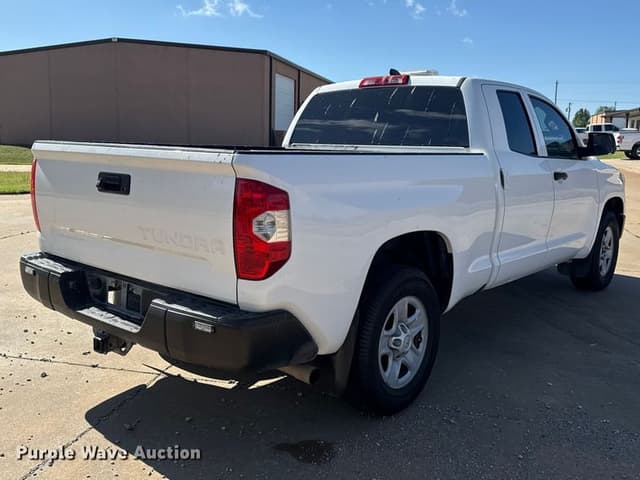 Image of Toyota Tundra equipment image 4