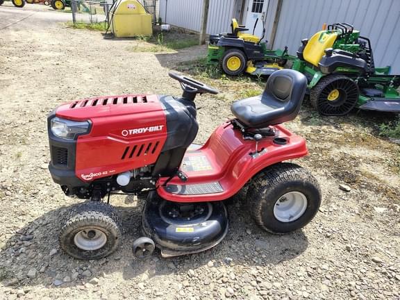 Image of Troy Bilt Bronco equipment image 2