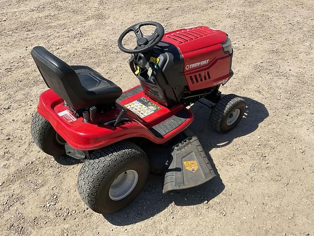 Image of Troy Bilt Pony equipment image 4