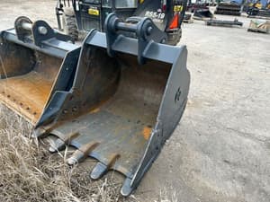 2021 JRB 135HD42 Image