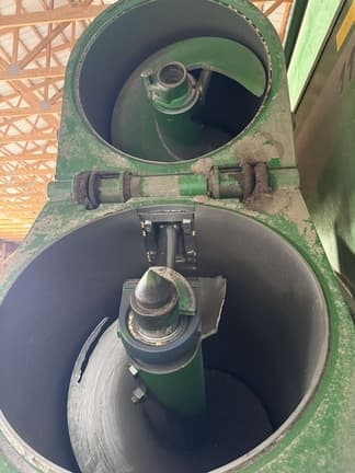 Image of Unverferth 1120 equipment image 1