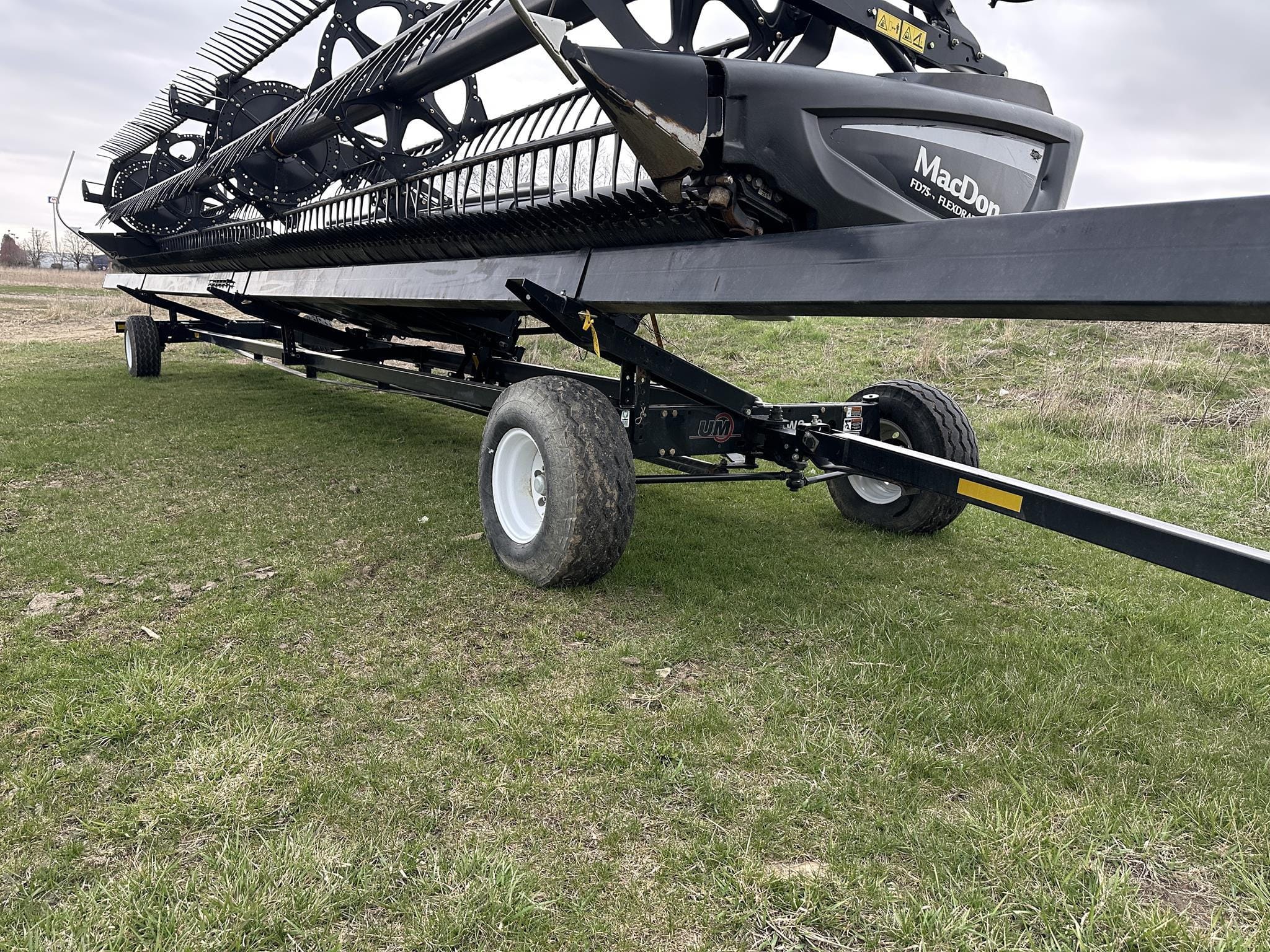 2021 Unverferth AWS-48 Equipment Image0