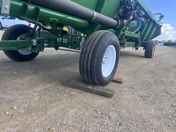 2021 Unverferth HT25 Equipment Image0
