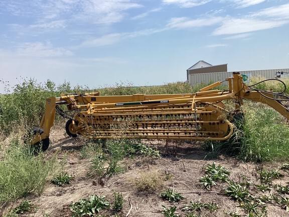Image of Vermeer R2800 equipment image 3