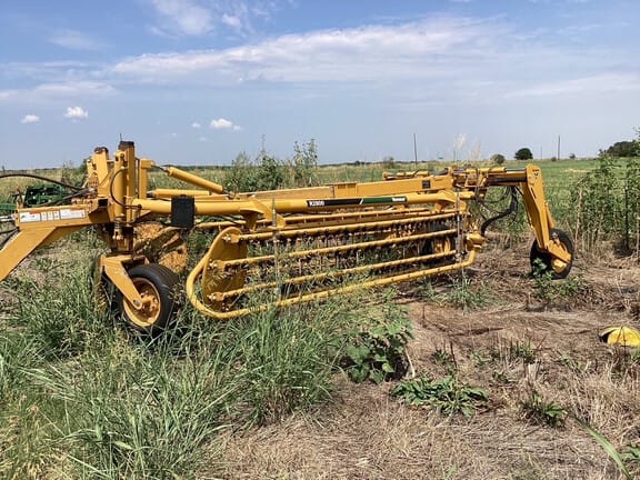 2021 Vermeer R2800 Equipment Image0