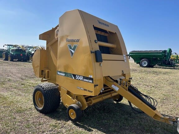 2021 Vermeer 504R Equipment Image0