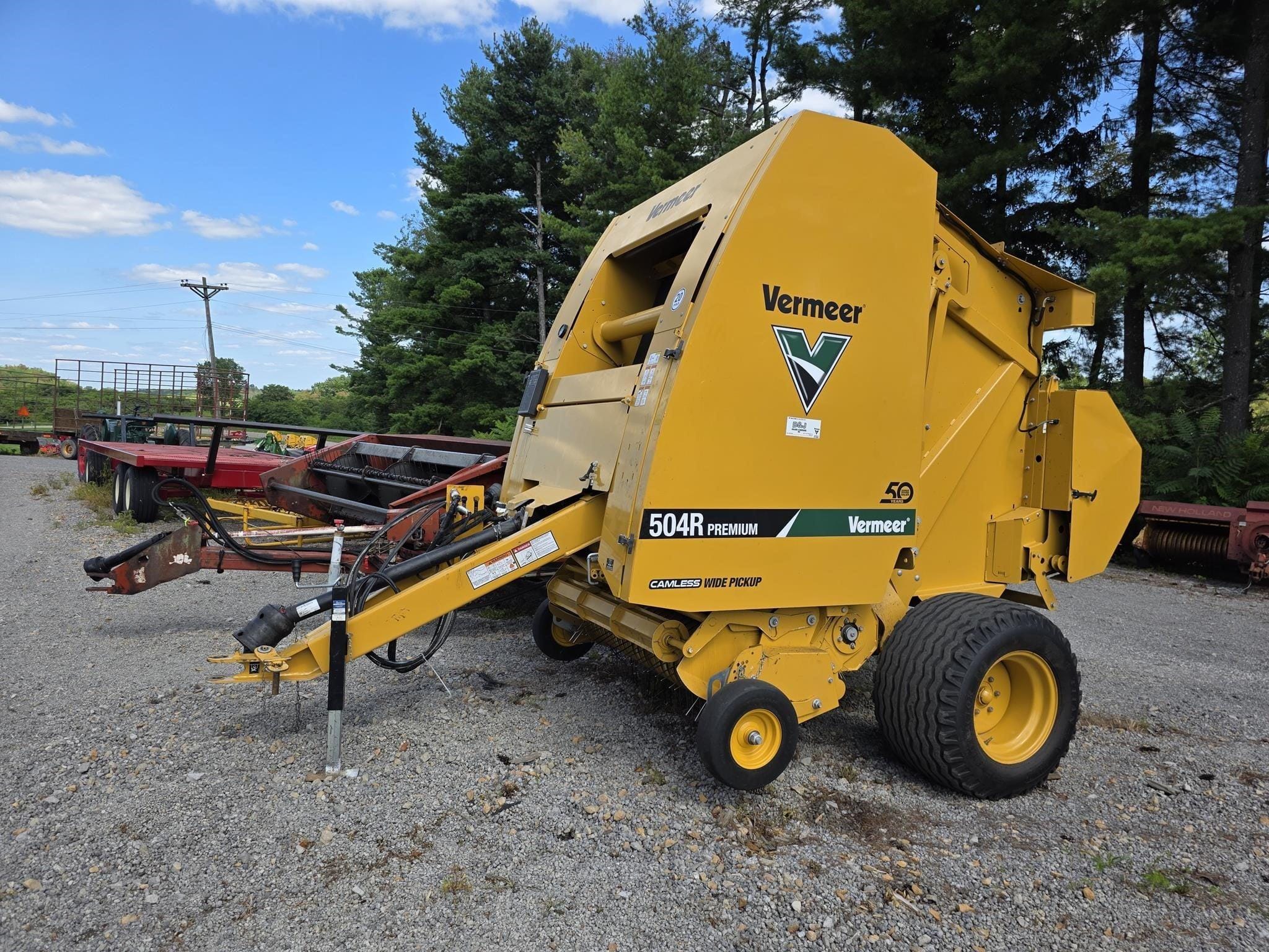 2021 Vermeer 504R Premium Equipment Image0