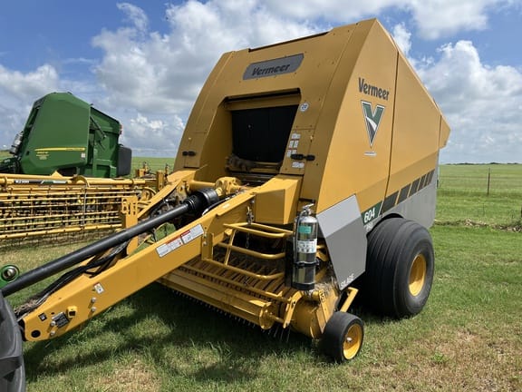 2021 Vermeer 604 Pro Equipment Image0