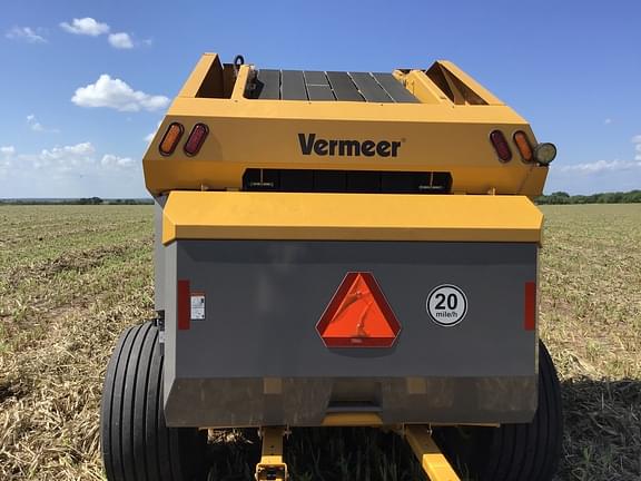 Image of Vermeer 604R Premium equipment image 4