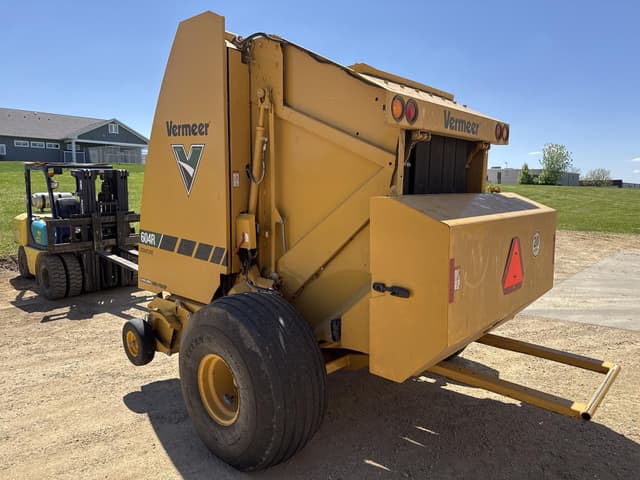 Image of Vermeer 604R Signature equipment image 3