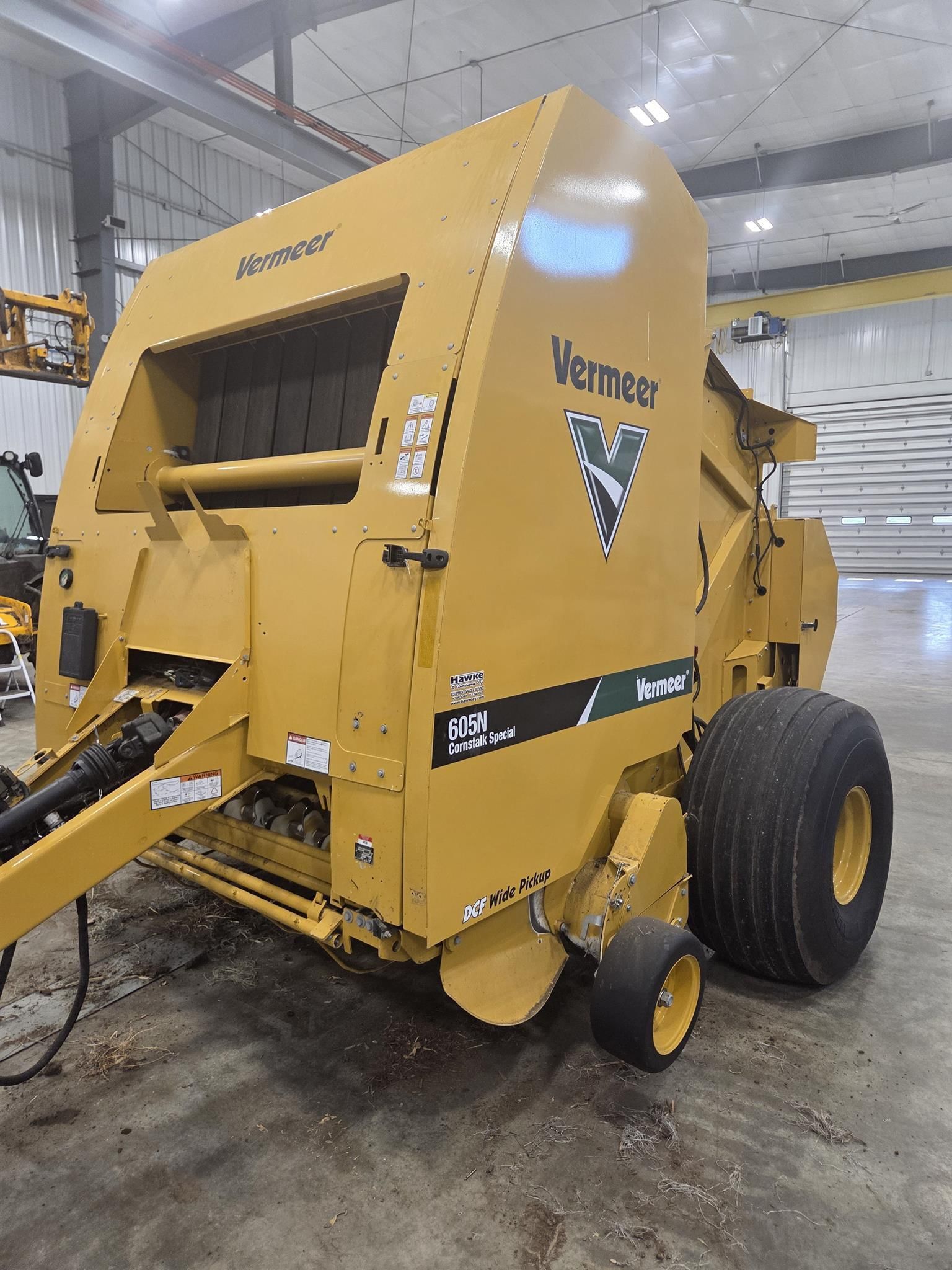 2021 Vermeer 605N Cornstalk Special Equipment Image0