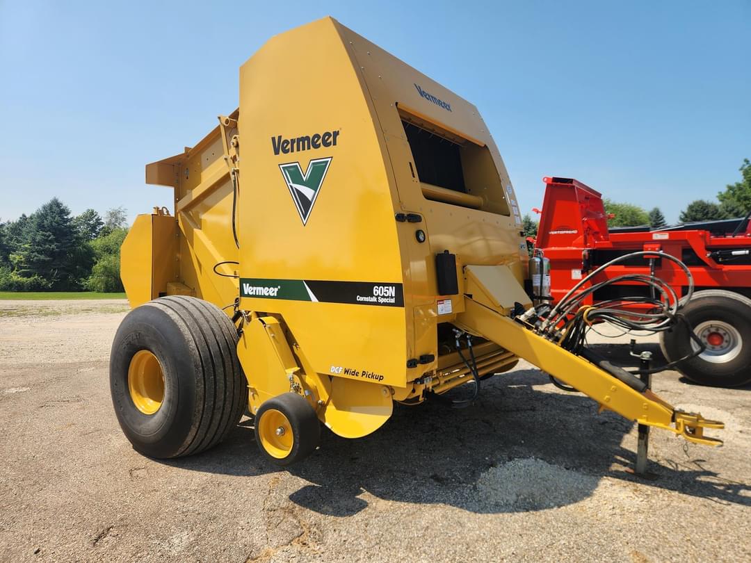 Image of Vermeer 605N Cornstalk Special Primary image