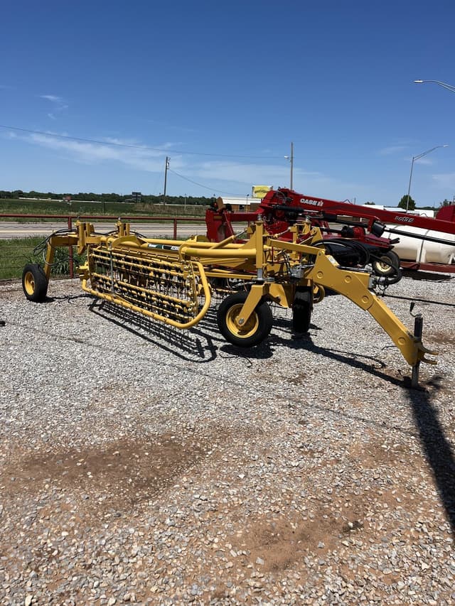 Image of Vermeer R2300 equipment image 4