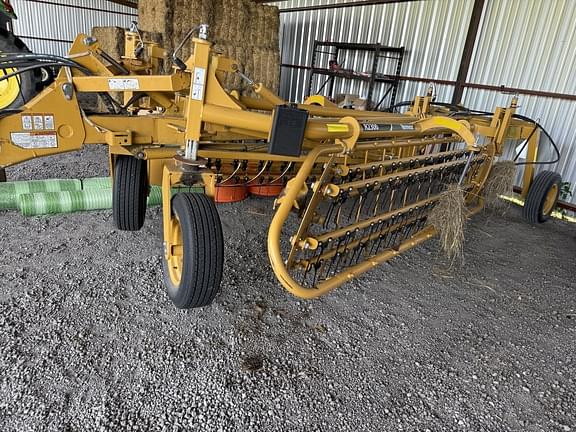 Image of Vermeer R2300 equipment image 3