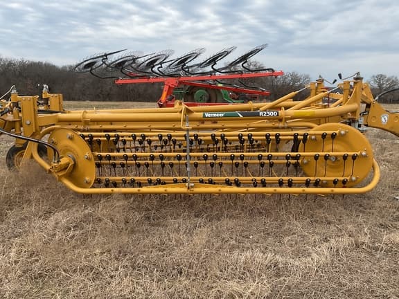 Image of Vermeer R2300 equipment image 3