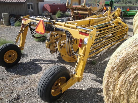 Image of Vermeer R2800 equipment image 3