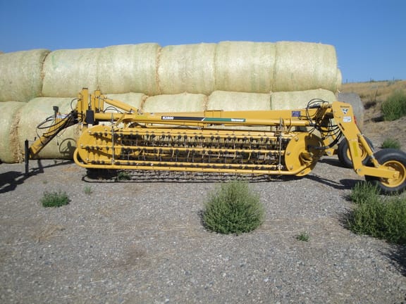 2021 Vermeer R2800 Equipment Image0