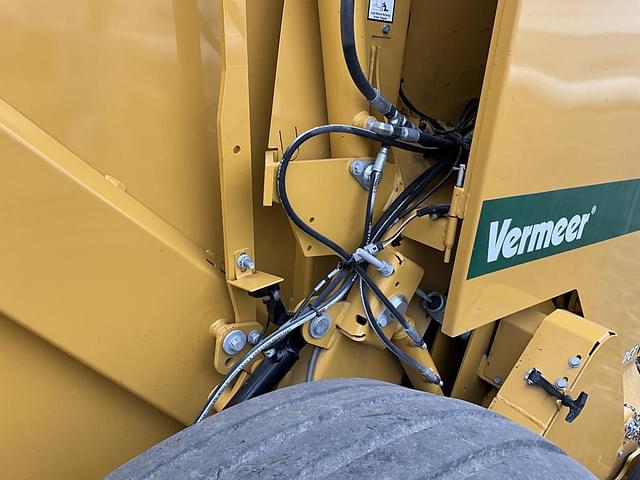 Image of Vermeer 605N equipment image 4