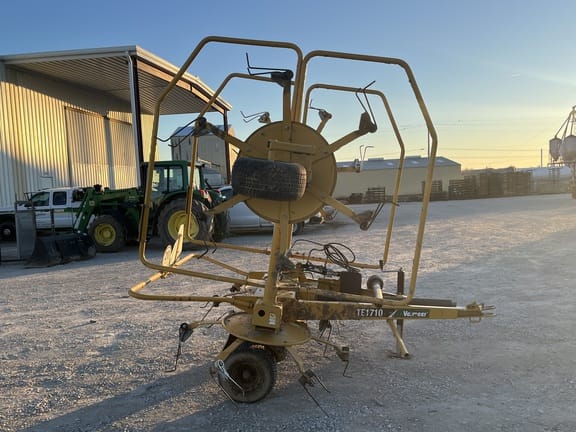 Main image Vermeer TE1710